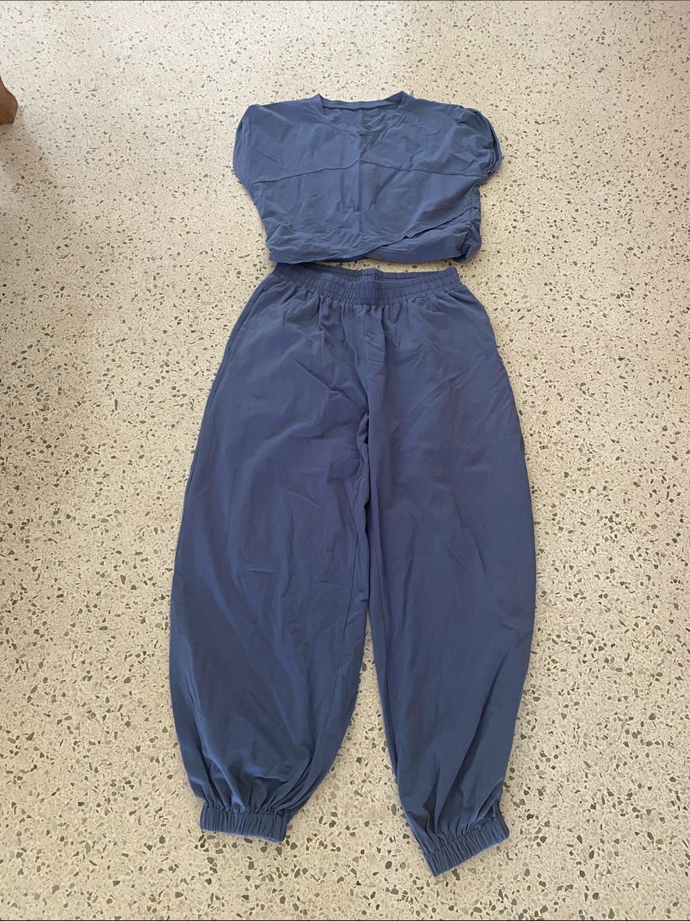 Women's Elastic-Waist Jogger Pants with Cropped Top - Relaxed Fit